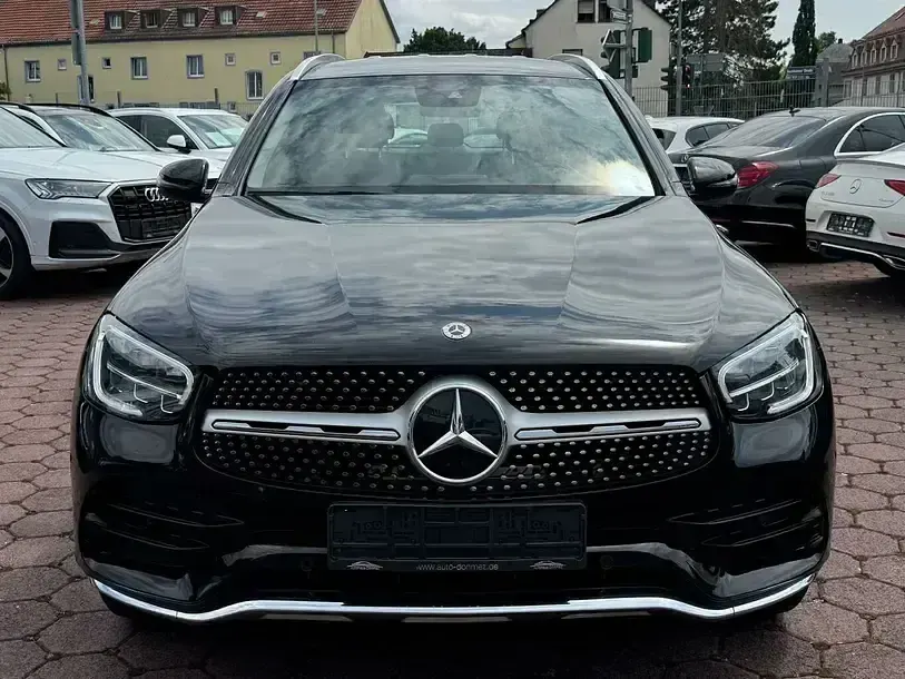 Gebraucht Mercedes GLC220 AMG 194 PS (142 kW) 2021 Schwarz/baltic black SUV