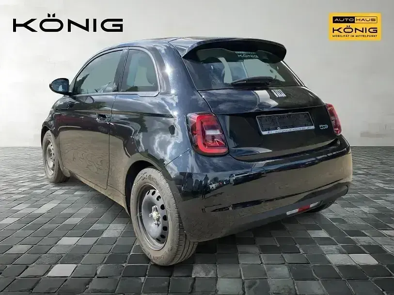 Gebraucht Fiat 500e 86 kW (118 PS) 2023 Schwarz Kleinwagen