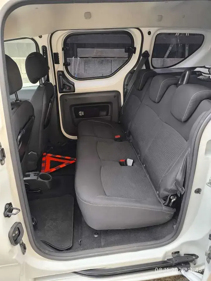 Gebraucht Dacia Dokker Comfort 102 PS (75 kW) 2018 Van / Kleinbus