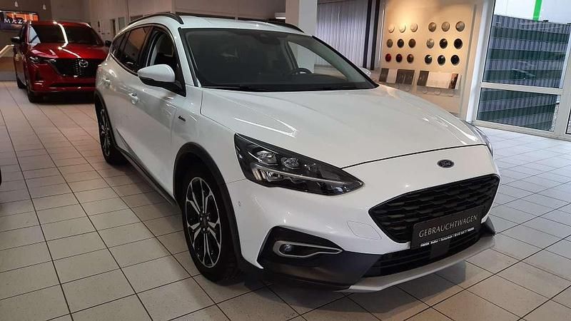 Gebraucht Ford Focus Active 150 PS (110 kW) 2019 Frostweiß Kleinwagen