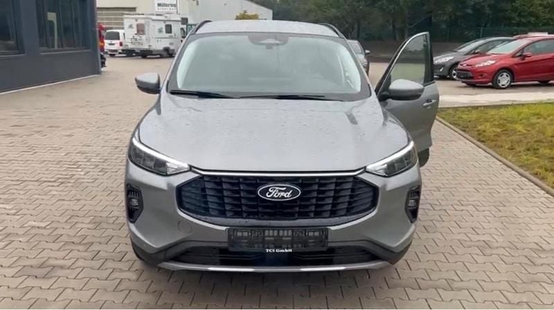 Gebraucht Ford Kuga Titanium 186 PS (136 kW) 2025 Grau SUV