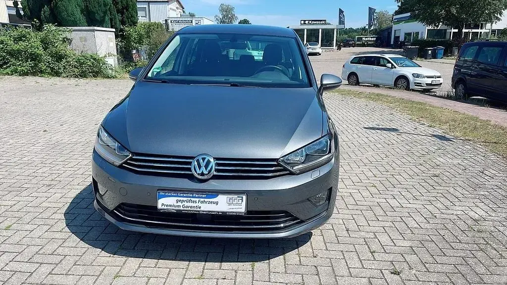 Gebraucht VW Golf Sportsvan Sound 125 PS (91 kW) 2017 Grau Van / Kleinbus