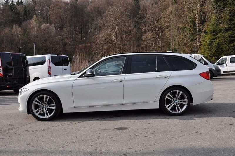 Gebraucht BMW 320 Sport Line 184 PS (135 kW) 2013 Weiß Kombi