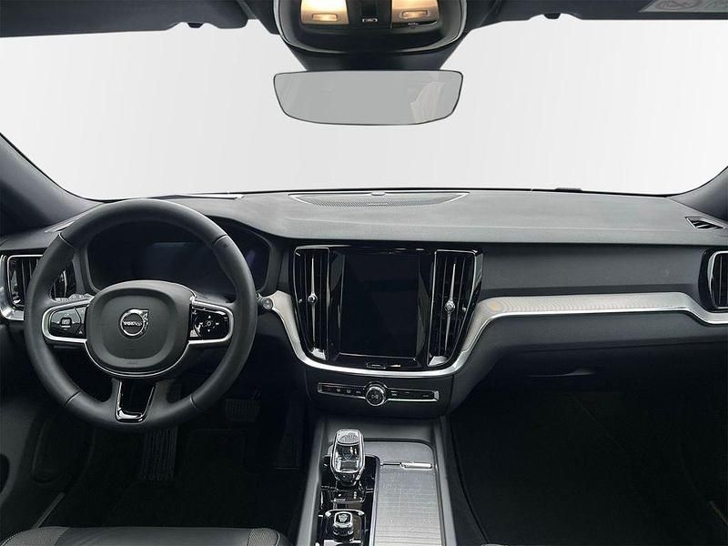 Gebraucht Volvo V60 Plus 197 PS (144 kW) 2025 Weiss Kombi