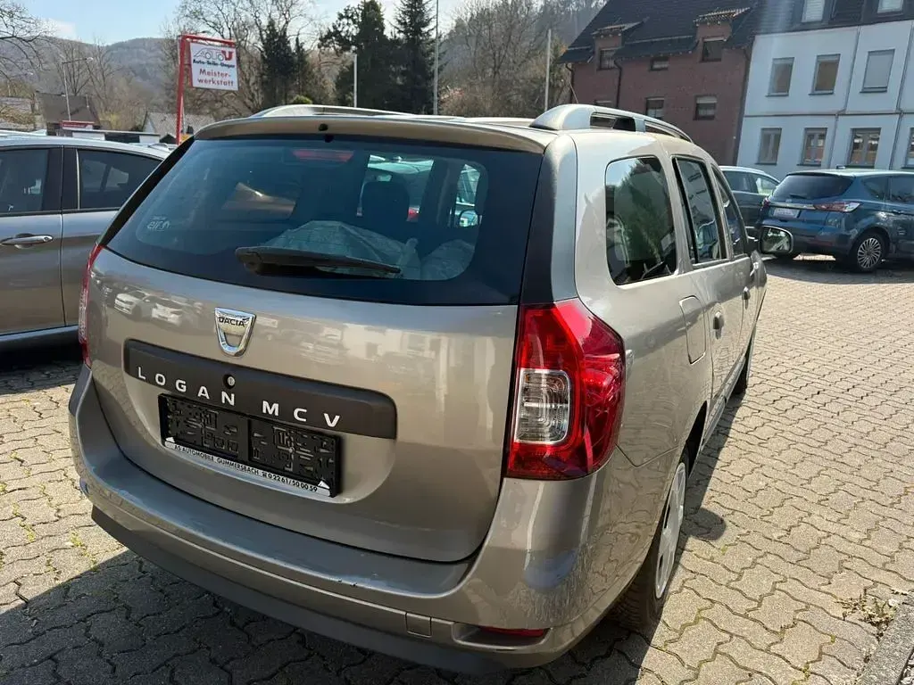 Gebraucht Dacia Logan MCV Ambiance 72 PS (52 kW) 2014 Grau Limousine