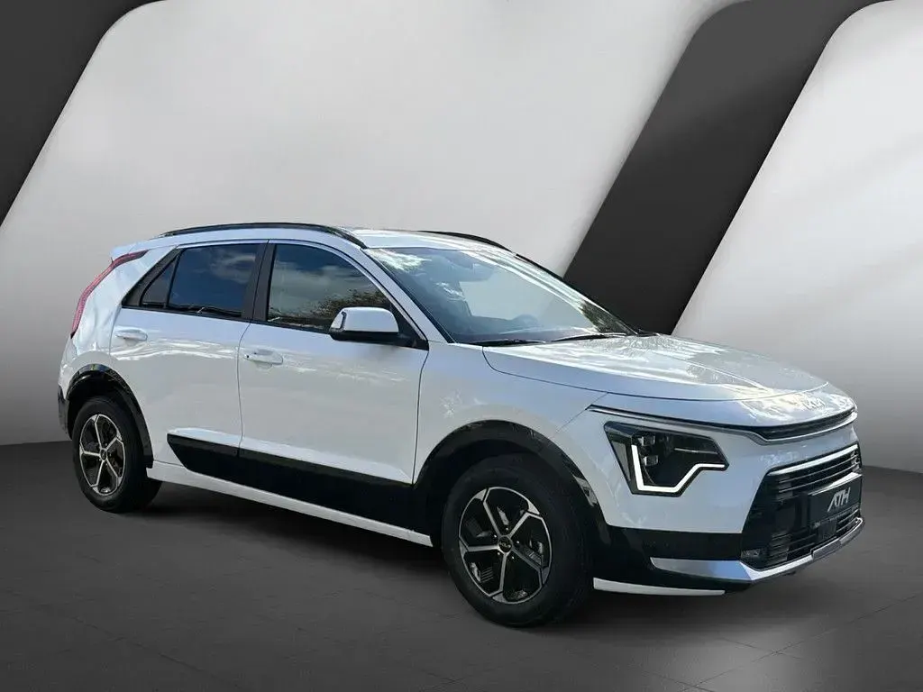 Neu Kia Niro Style 129 PS (94 kW) 2026 Schneeweiss SUV