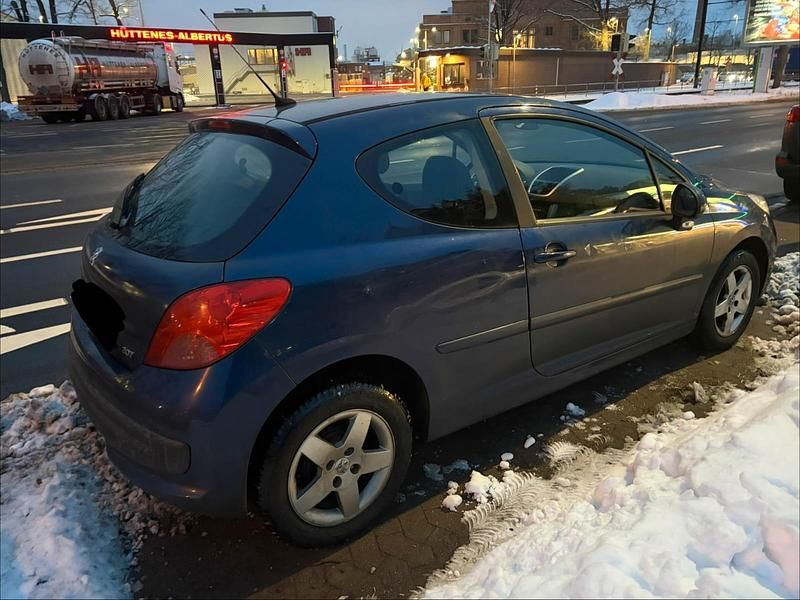Gebraucht Peugeot 207 87 PS (63 kW) 2007 Blau Kleinwagen