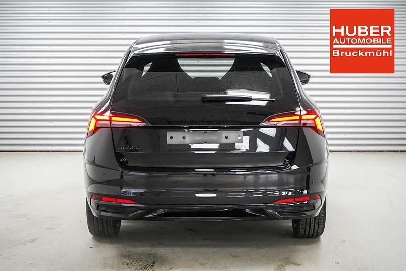 Gebraucht Skoda Scala Monte Carlo 116 PS (85 kW) 2025 Black magic metallic (1z) Kleinwagen