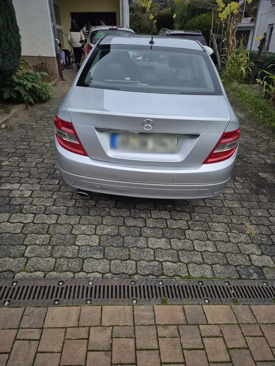 Gebraucht Mercedes C220 170 PS (125 kW) 2010 Silber Limousine