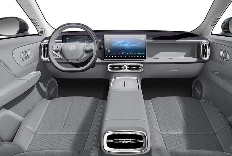 Neu Leapmotor B10 160 kW (218 PS) 2026 Light white SUV