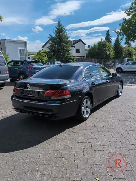 Gebraucht BMW 730 231 PS (169 kW) 2005 Blau Limousine