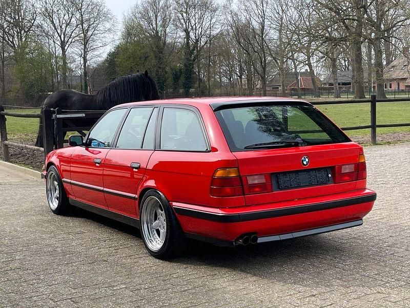 Gebraucht BMW M5 340 PS (250 kW) 1992 Rot Kombi