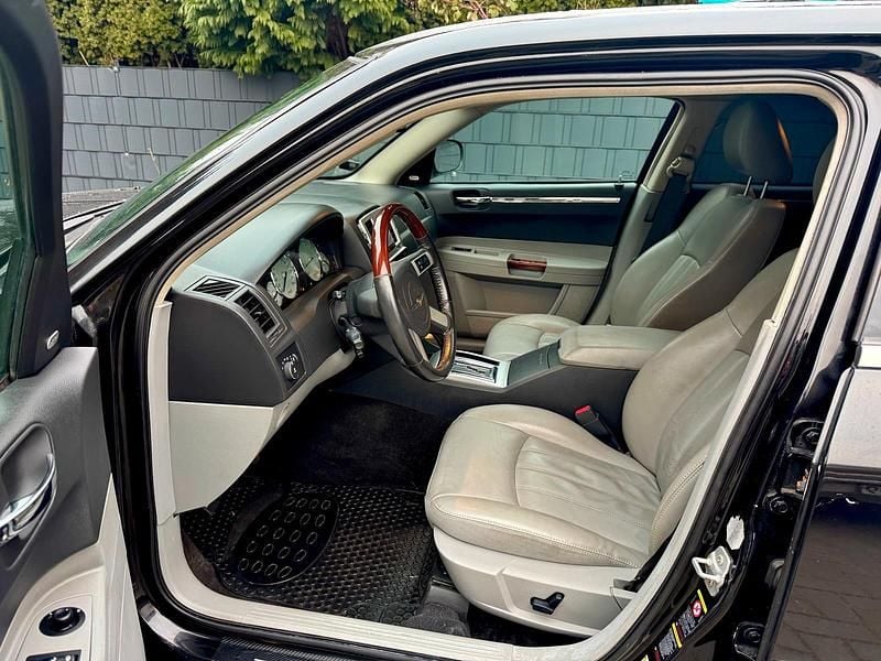 Gebraucht Chrysler 300C 210 PS (154 kW) 2008 Schwarz Limousine