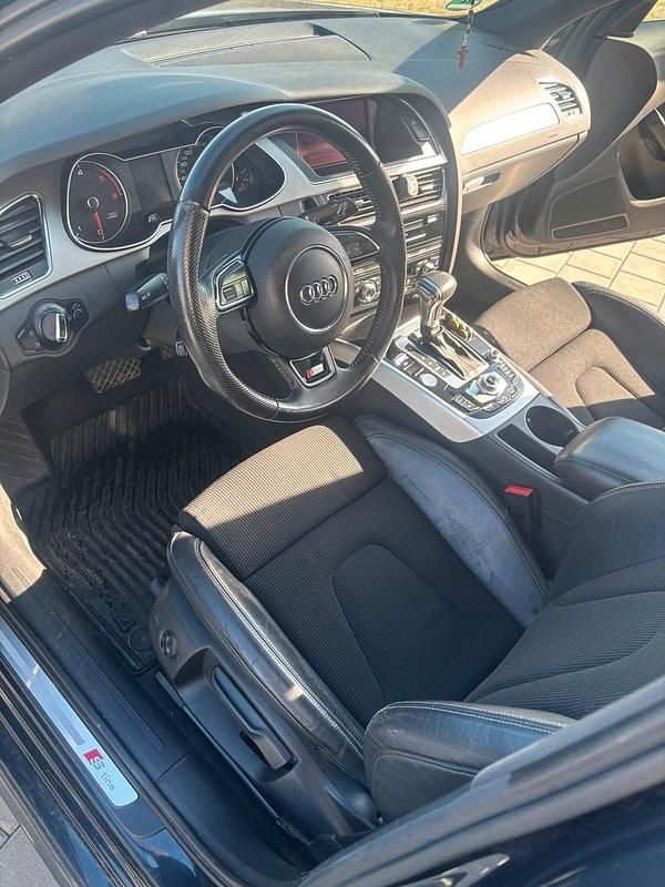 Gebraucht Audi A4 S-Line 245 PS (180 kW) 2012 Blau Kombi