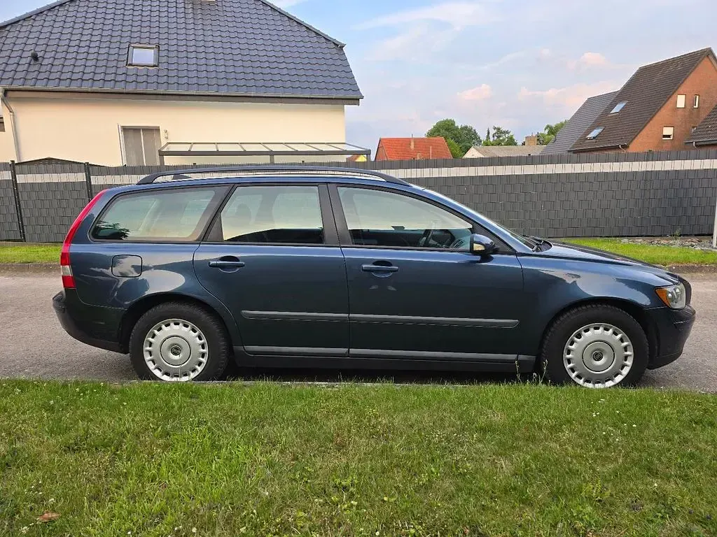 Gebraucht Volvo V50 109 PS (80 kW) 2005 Grau Kombi