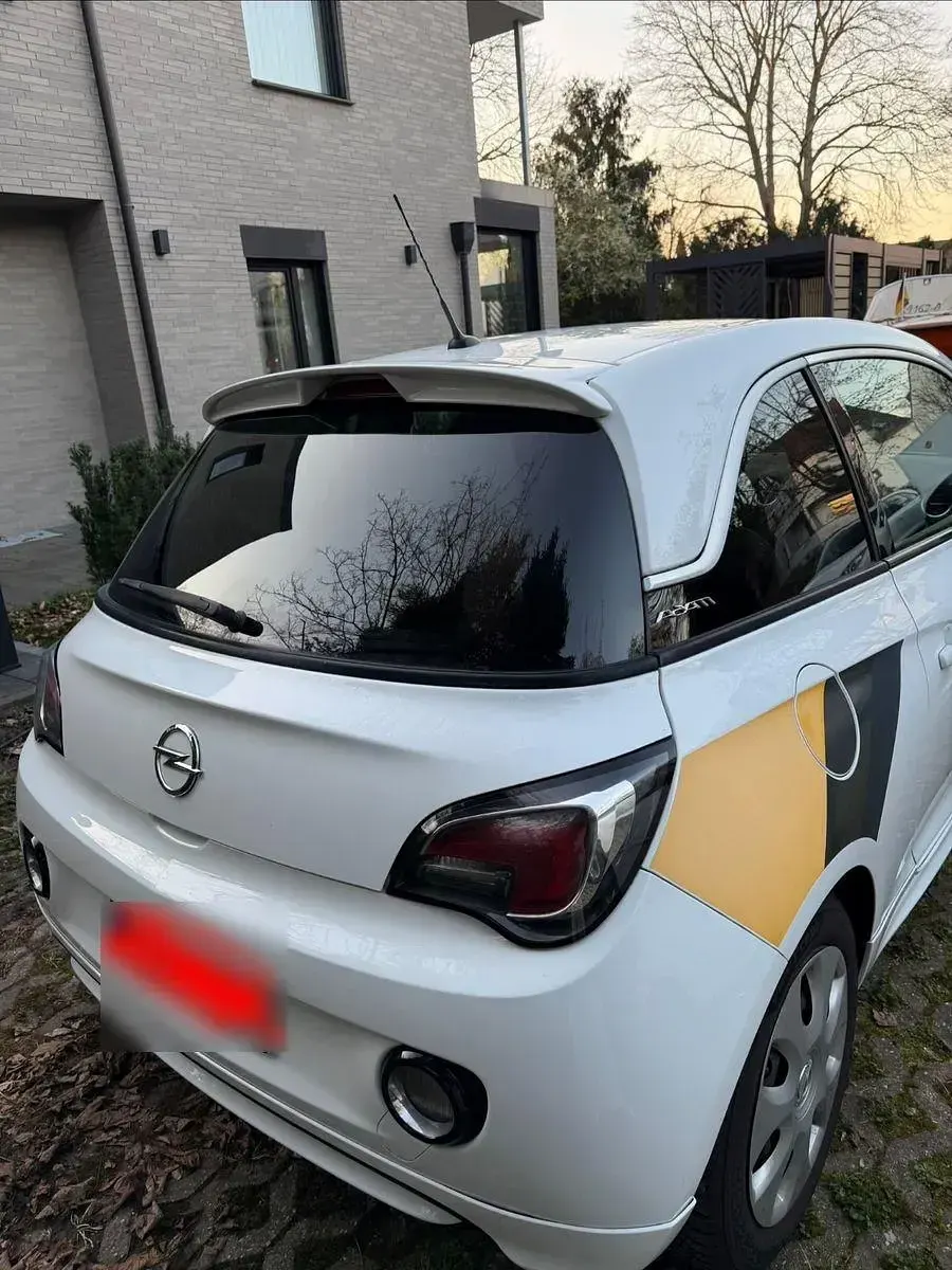 Second-hand Opel Adam Edition 116 CP (85 kW) 2015 Alb Hatchback