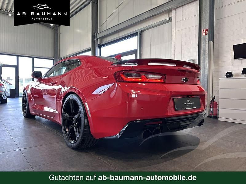 Gebraucht Chevrolet Camaro 453 PS (333 kW) 2019 Rot red hot Coupé