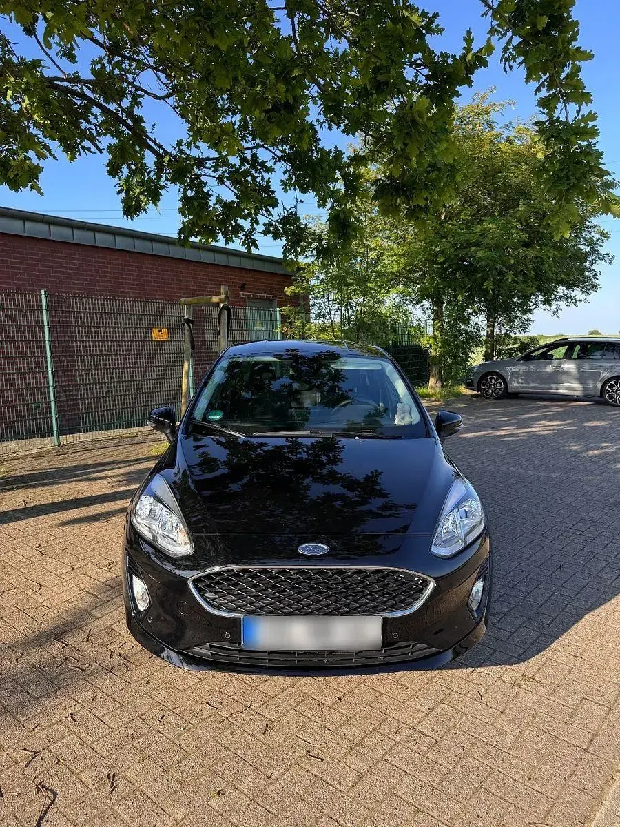 Gebraucht Ford Fiesta Cool & Connect 101 PS (74 kW) 2019 Schwarz Kleinwagen