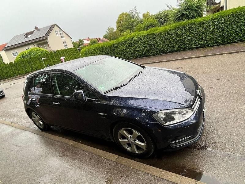 Gebraucht VW Golf VII Cup 140 PS (102 kW) 2014 Blau Limousine