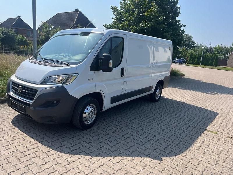 Gebraucht Fiat Ducato 136 PS (100 kW) 2015 Weiß Van
