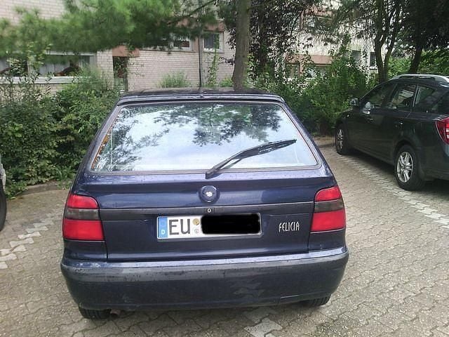 Gebraucht Skoda Felicia 54 PS (39 kW) 1999 Blau metallic Limousine