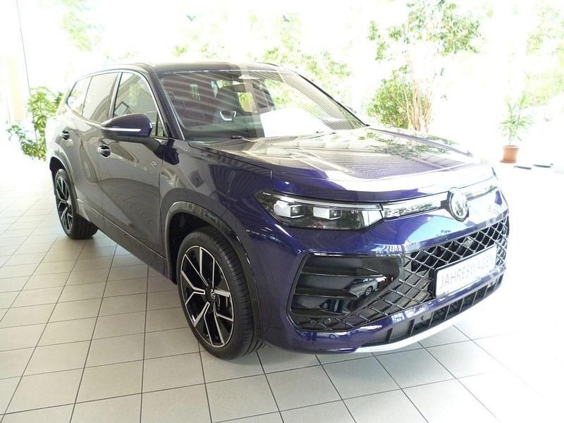 Gebraucht VW Tayron R-line 193 PS (141 kW) 2025 Violett SUV