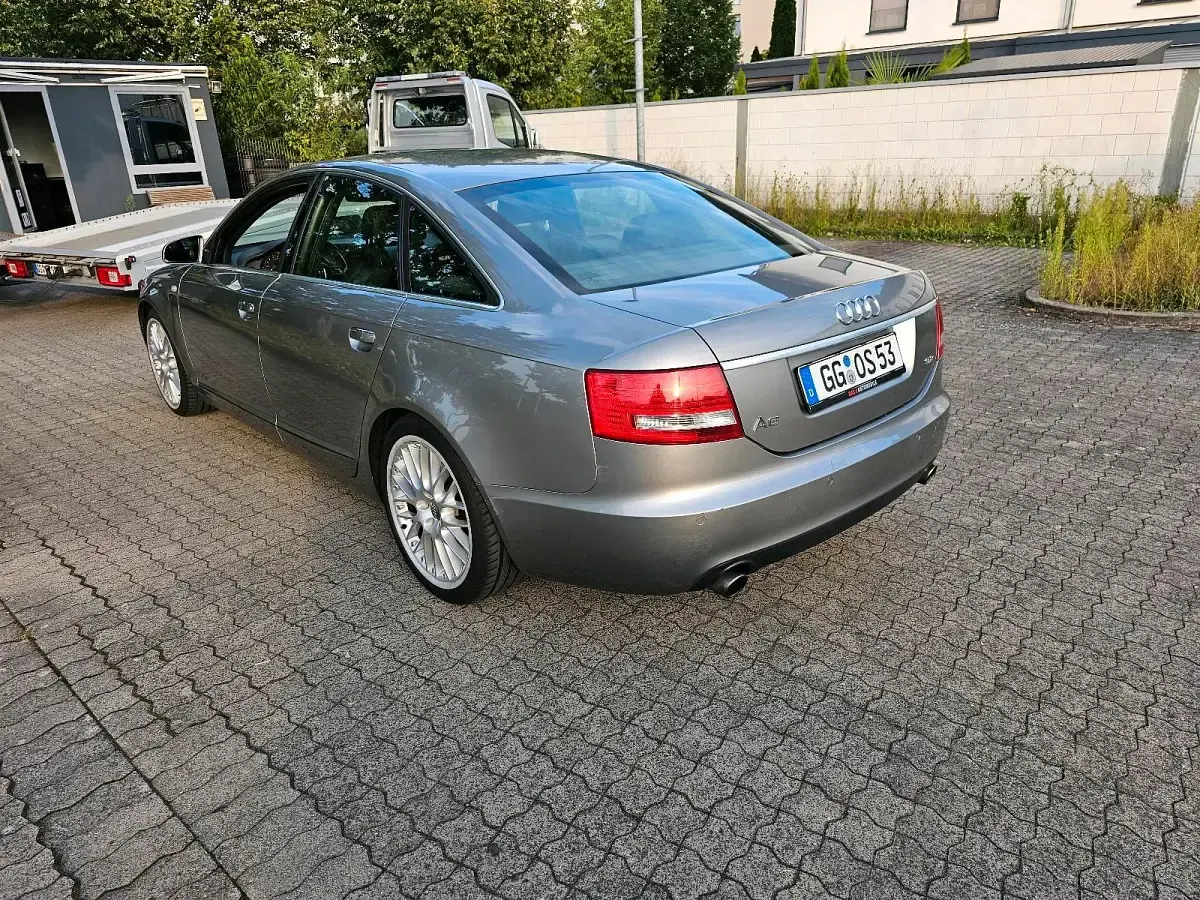 Gebraucht Audi A6 256 PS (188 kW) 2005 Grau Limousine