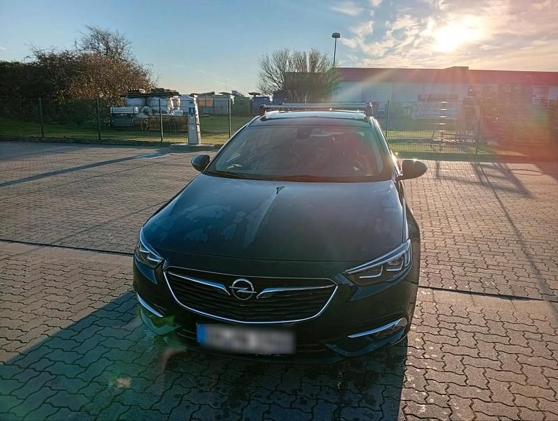 Gebraucht Opel Insignia 170 PS (125 kW) 2017 Grün Kombi