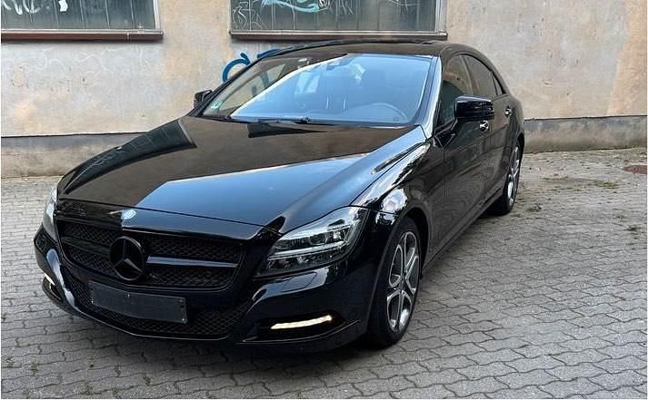 Schwarz Gebraucht 2012 Mercedes CLS350 Coupé | 16.499 € (Guter Preis) - Bild 1/4