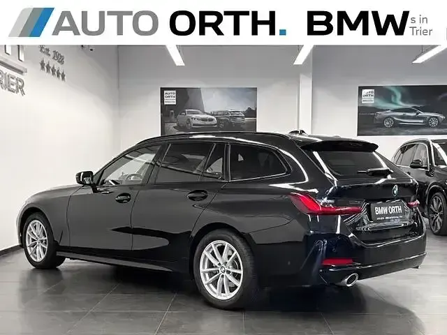 Gebraucht BMW 320 Shadowline 190 PS (139 kW) 2024 Schwarz Kombi