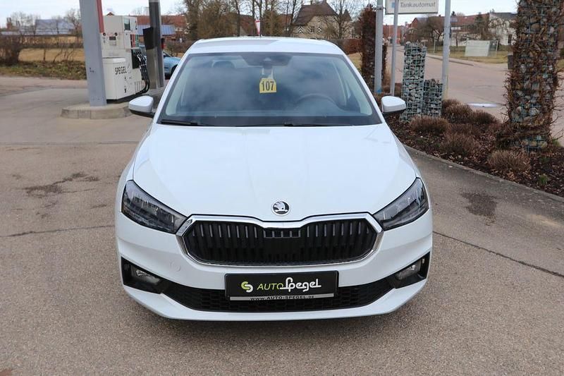Gebraucht Skoda Fabia Selection 95 PS (69 kW) 2025 Weiß Kleinwagen