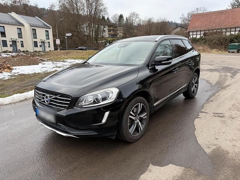 Schwarz Gebraucht 2015 Volvo XC60 SUV | 22.200 € - Bild 1/4