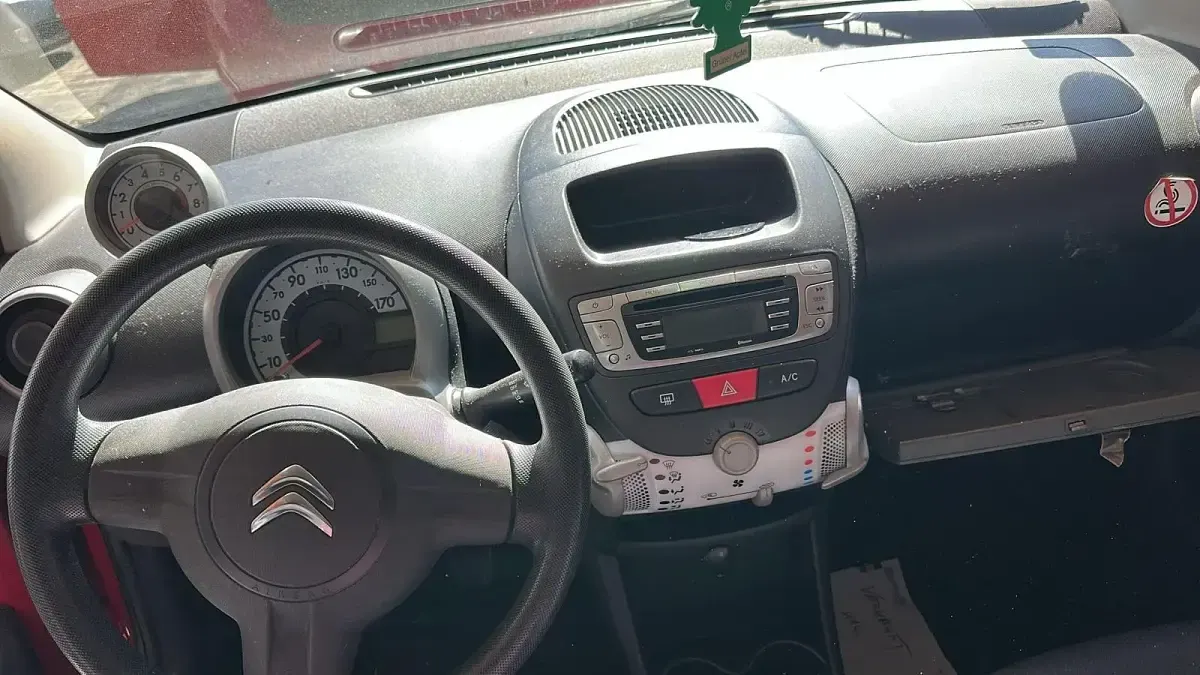 Gebraucht Citroën C1 68 PS (50 kW) 2012 Rot Kleinwagen
