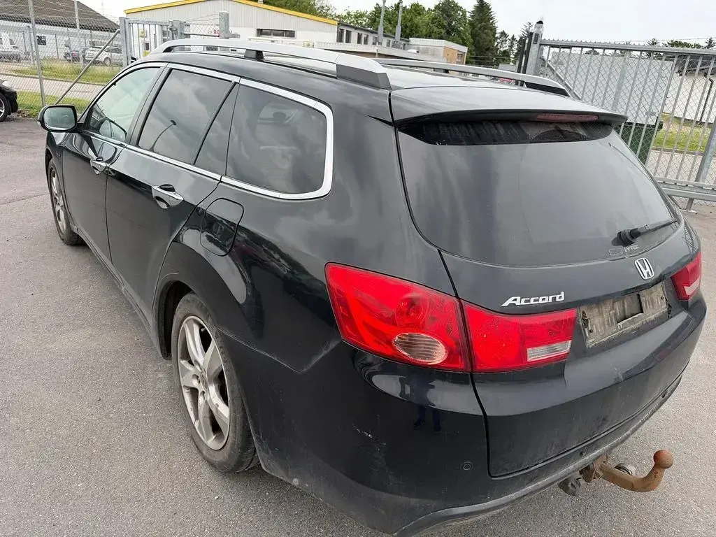Gebraucht Honda Accord Lifestyle 156 PS (114 kW) 2012 Schwarz Kombi