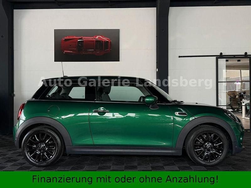 Gebraucht Mini ONE Chili 102 PS (75 kW) 2020 Grün Kleinwagen