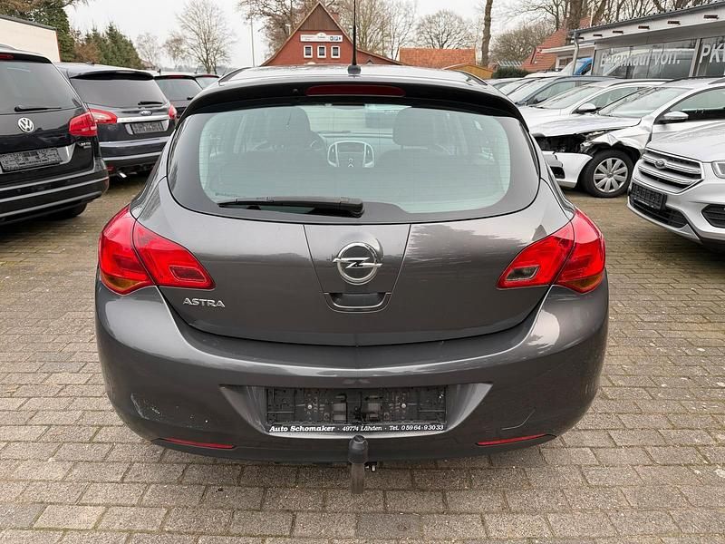 Gebraucht Opel Astra 116 PS (85 kW) 2010 Grau Kleinwagen