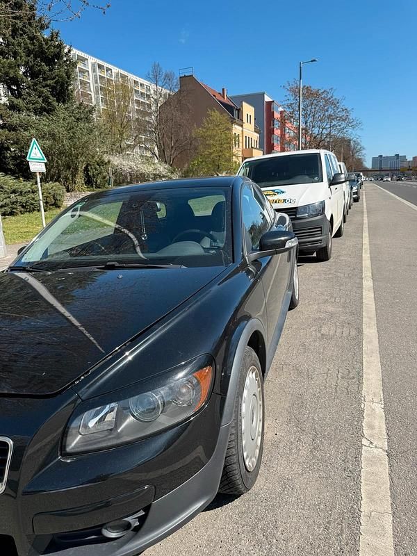 Używany Volvo C30 125 KM (91 kW) 2007 Czarny Hatchback