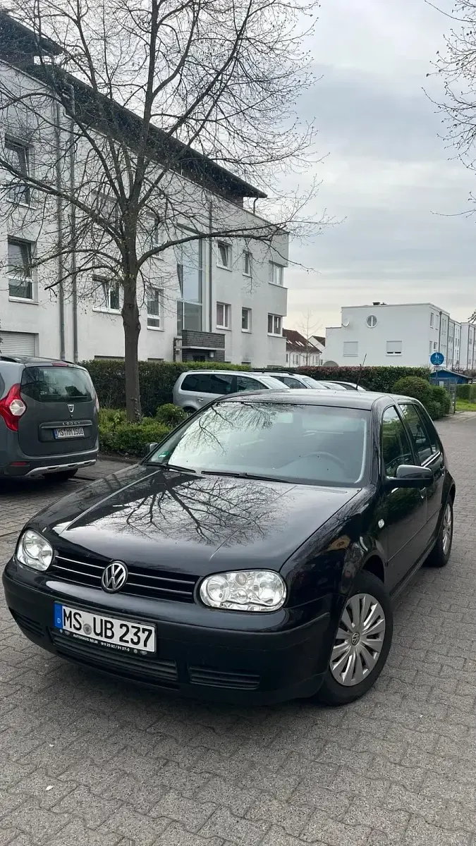 Gebraucht VW Golf IV 75 PS (55 kW) 2003 Schwarz Limousine