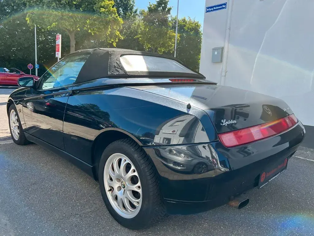 Gebraucht Alfa Romeo Spider 155 PS (114 kW) 2000 Schwarz Cabrio