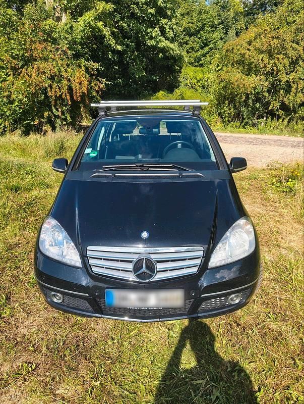 Gebraucht Mercedes A180 109 PS (80 kW) 2010 Schwarz Kleinwagen