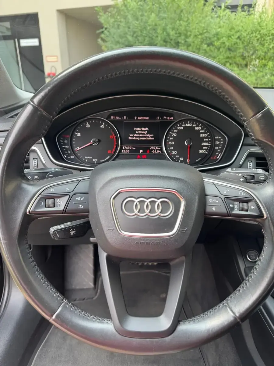 Gebraucht Audi A4 Comfort 150 PS (110 kW) 2016 Schwarz Kombi
