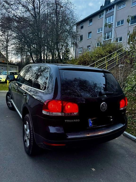Schwarz Gebraucht 2005 VW Touareg Individual SUV | 5.000 € (Teuer) - Bild 1/4