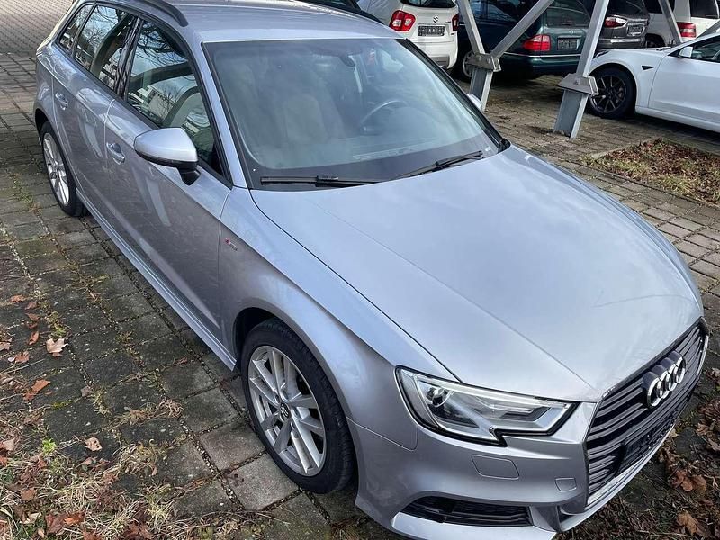 Gebraucht Audi A3 S-Line 116 PS (85 kW) 2017 Silber Kombi