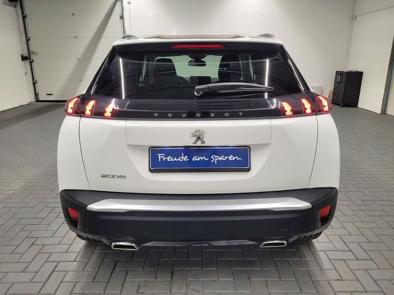 Gebraucht Peugeot 2008 Allure 131 PS (96 kW) 2020 Weiß (weiss) SUV