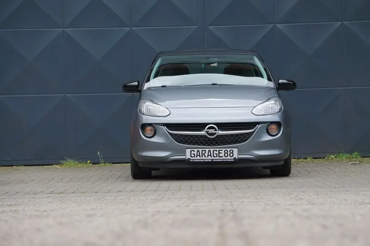 Gebraucht Opel Adam Unlimited 87 PS (63 kW) 2018 Licht grau m2 Kleinwagen
