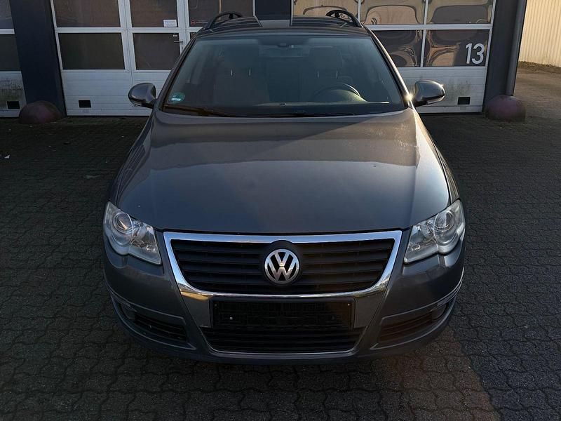 Gebraucht VW Passat Trendline 140 PS (102 kW) 2007 Grau Kombi