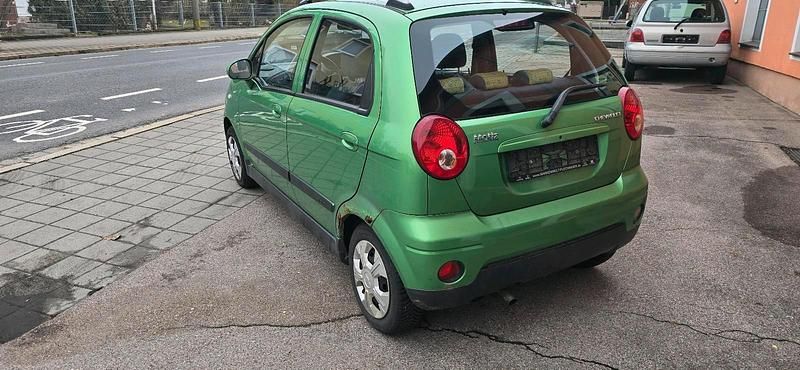 Gebraucht Chevrolet Matiz 67 PS (49 kW) 2008 Grün Kleinwagen