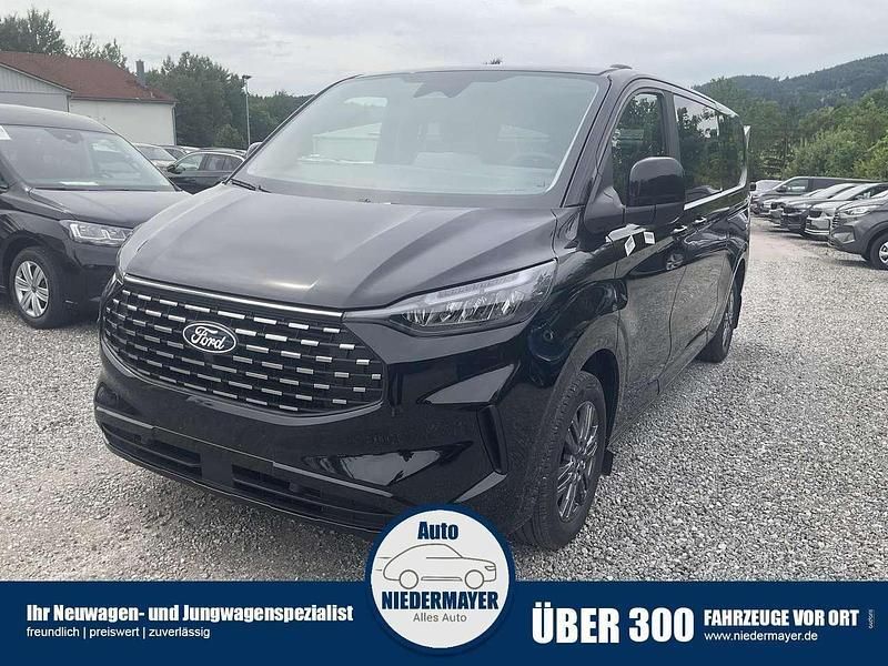 Schwarz Neu 2025 Ford Tourneo Custom Titanium Van | 53.995 € (Superpreis) - Bild 1/4