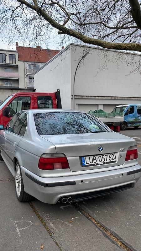 Gebraucht BMW 530 193 PS (141 kW) 2001 Grau Limousine