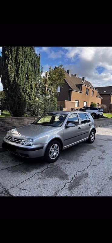 Gebraucht VW Golf IV 75 PS (55 kW) 2002 Silber Kleinwagen